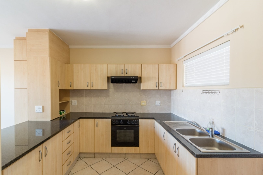 2 Bedroom Property for Sale in Reebok Western Cape